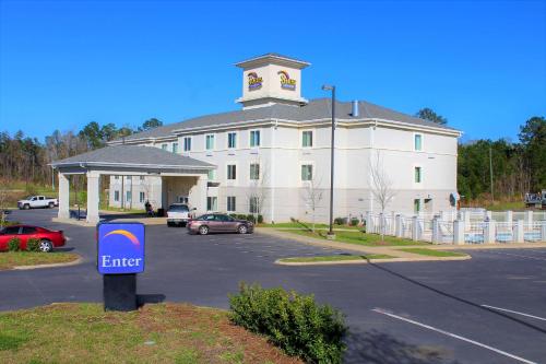 Sleep Inn & Suites near Liberty Place I-65