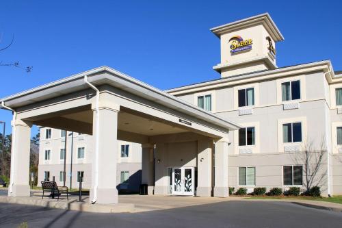 Sleep Inn & Suites near Liberty Place I-65