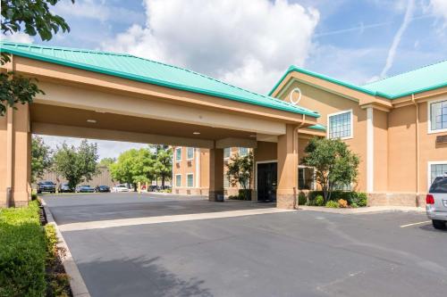 Quality Inn & Suites Alma