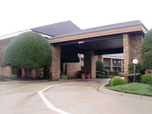 Quality Inn & Suites Searcy I 67