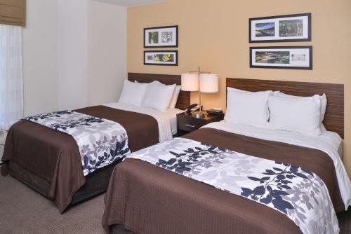 Sleep Inn Fayetteville North - image 9