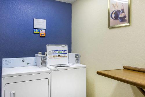 Rodeway Inn near Ft Huachuca - image 12