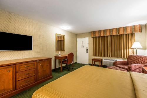 Quality Inn Near China Lake Naval Station