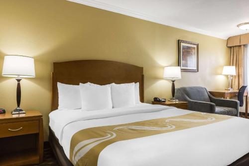 Quality Inn & Suites Los Angeles Airport - LAX - image 5