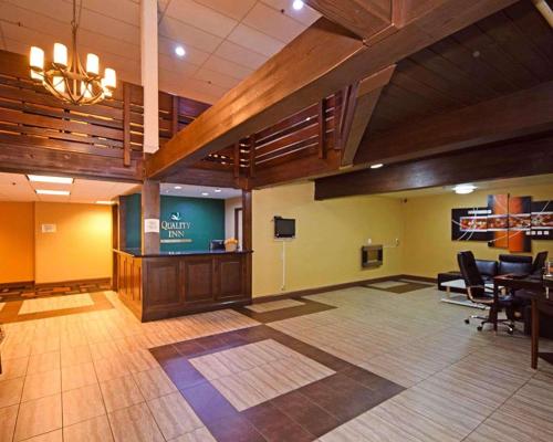 Quality Inn near Mammoth Mountain Ski Resort