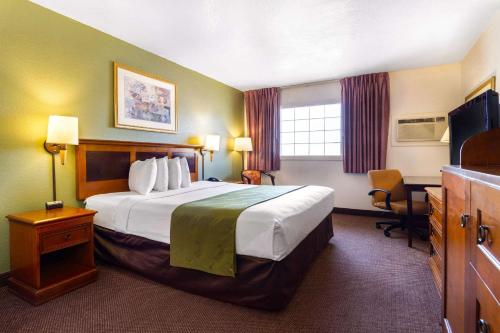 Rodeway Inn Auburn – Foresthill