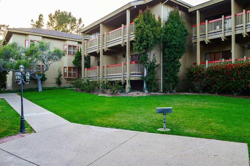 Comfort Inn Monterey Peninsula Airport