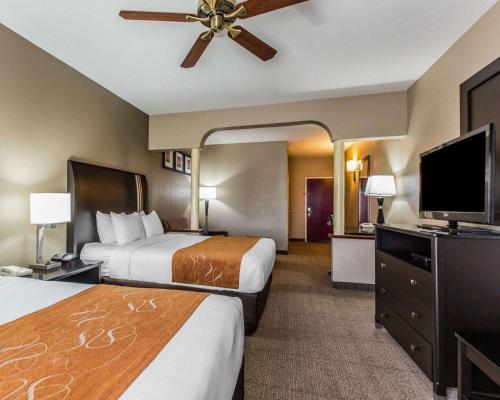 Comfort Suites Bakersfield