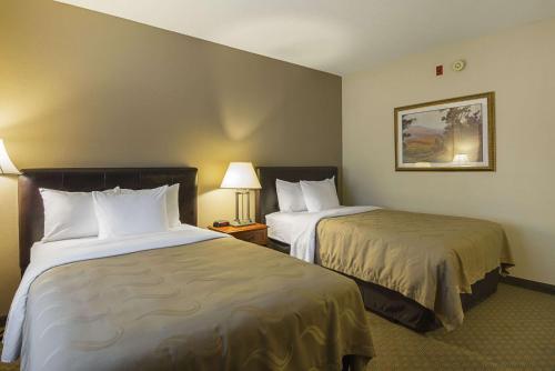 Quality Inn Fresno Airport - image 5