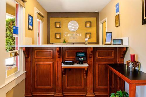 Foto - Comfort Inn Monterey Peninsula Airport