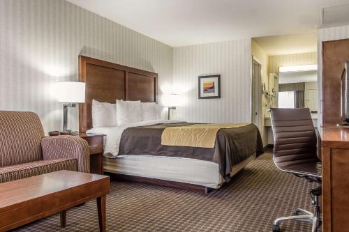 Standard King Room