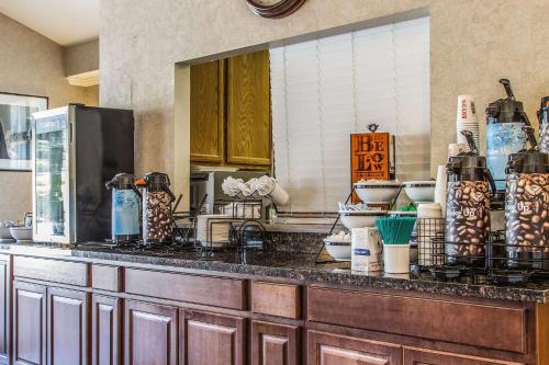 Restaurant, Quality Inn Half Moon Bay/Miramar Beach in Half Moon Bay