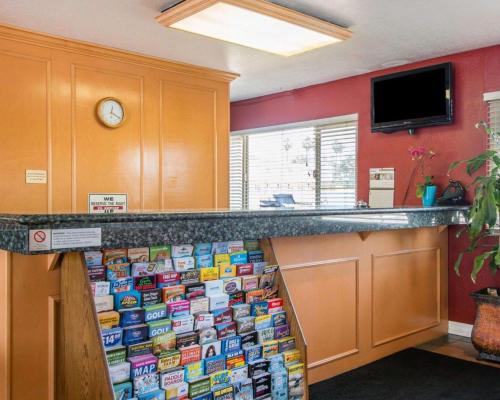 Rodeway Inn Fallbrook Downtown - image 8