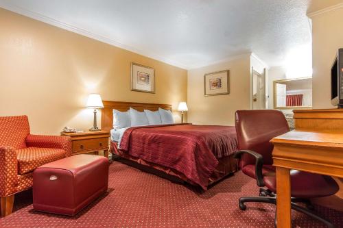 Quality Inn & Suites Gilroy - image 3