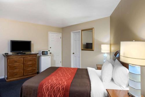 Rodeway Inn North Redding - image 5