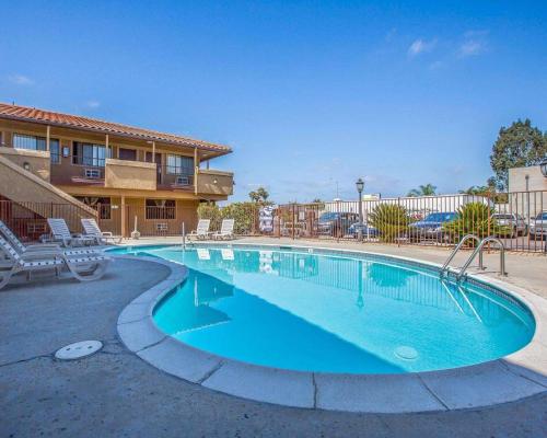 Rodeway Inn Santee San Diego East - image 11