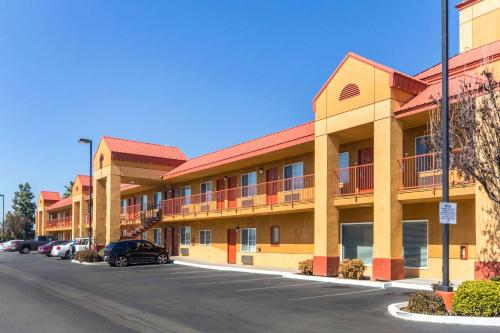 Photo - Quality Inn Fresno Near University