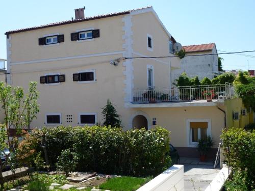 Matic Apartments - image 8