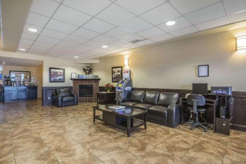 Comfort Inn & Suites Edson