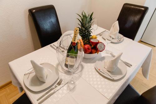 Létesítmények, Luxury flat between Cologne and Bonn and Phantasialand Bruhl in Wesseling