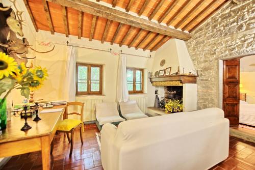 Villa with Private Pool image 9