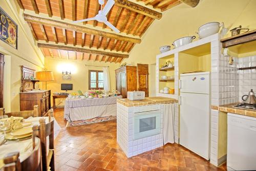 Konyha, Villa Elisa by PosarelliVillas in Le Contesse