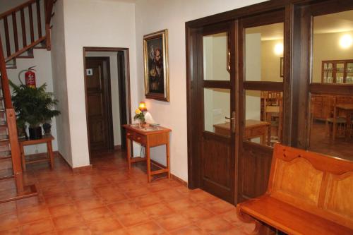 ล็อบบี้, DELICIAS in พีรินีโออราโกเนส