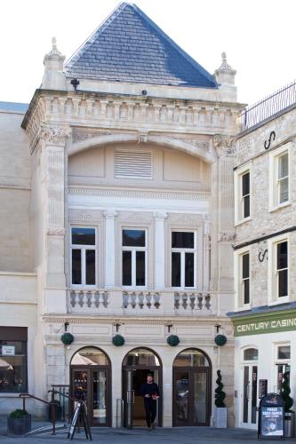 . The Z Hotel Bath