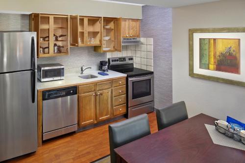 New Haven Village Suites