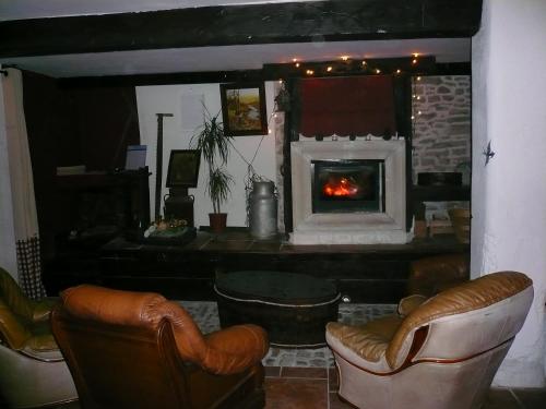 Chambres d'Hotes Les Hirondelles - image 14