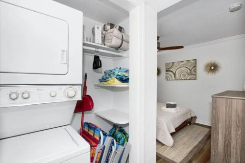 Dune Cottage Dune Suite (Beach Front 2-Bed/2-Bath) - image 6