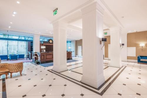 Eurostars Danube Budapest - image 9