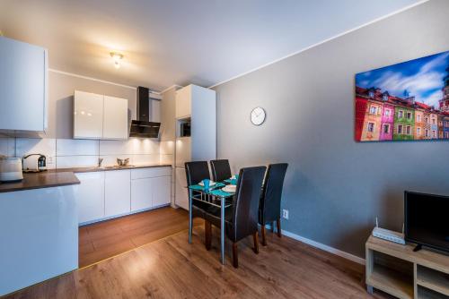 Apartament B&F Garbary Poznan Business & Family - Parking