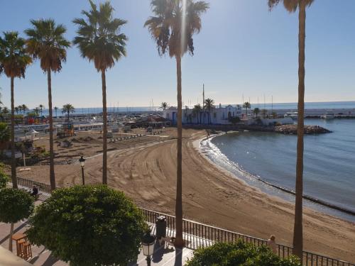 Amazing Sea Views over Marbella Port - image 2
