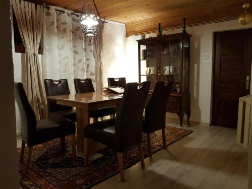 Enjoy the Silence Holiday Home - image 8