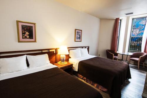 โรงแรมคาซาเบลลา (Hotel Casa Bella) near มหาวิทยาลัยแม็กกิลล์