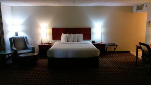 C3 Hotel - image 5