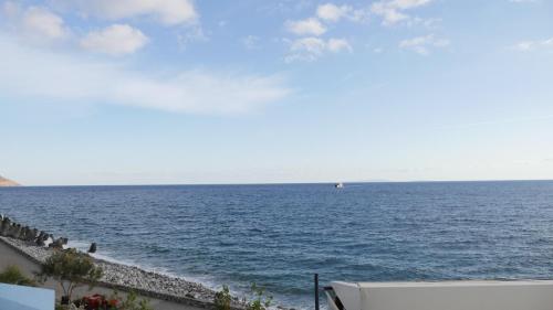 Beach, Zorbas Studios in Sfakia