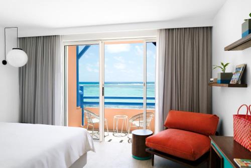 room detail thumbnail 0