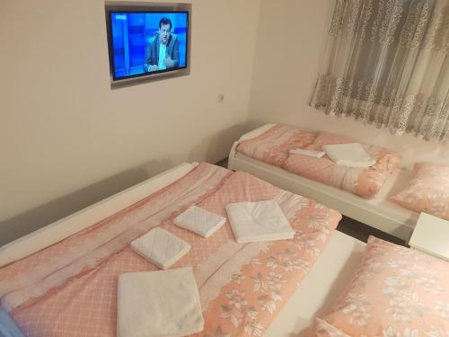 KAĆA APARTMANI 1 - image 3