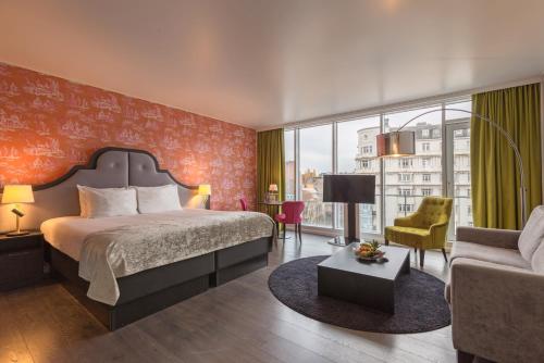 room detail thumbnail 1