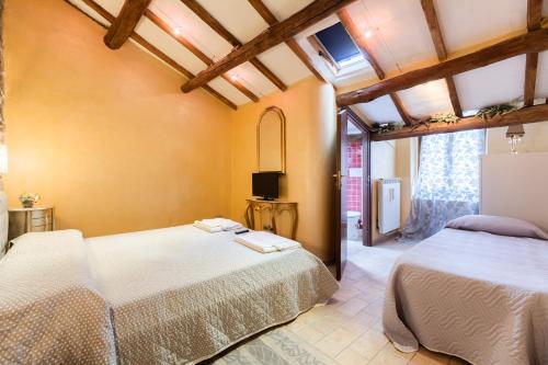 B&B Medieval House - image 7