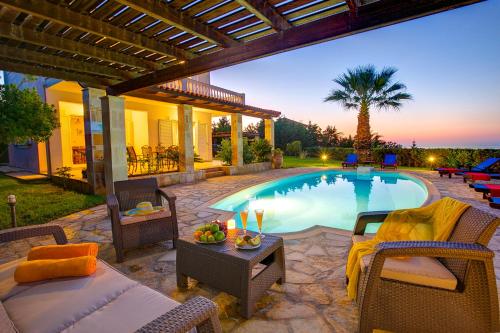  Villa Athena, Ferienwohnung in Sparta