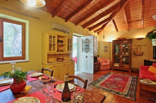 Kitrini Luxury Cottage - image 10