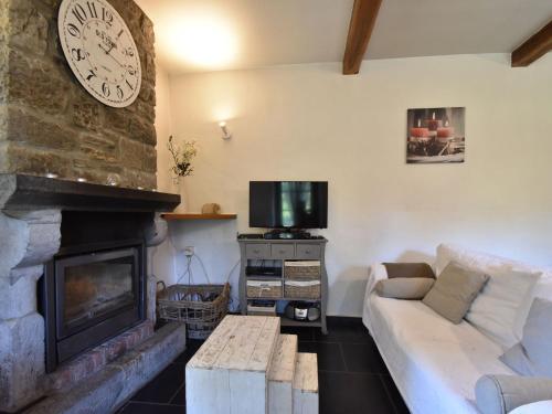 Charming gite in Les Avins situated by a stream