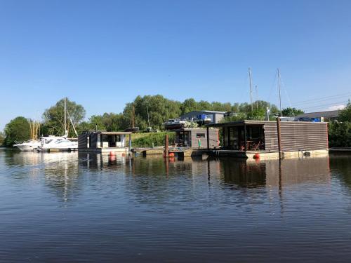 Hausboot Resort Nordseeküste in Wilhelmshaven, Deutschland