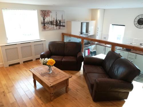 Stunning, 2 Bedroom, Ground Floor Apartment, Uplands, Swansea