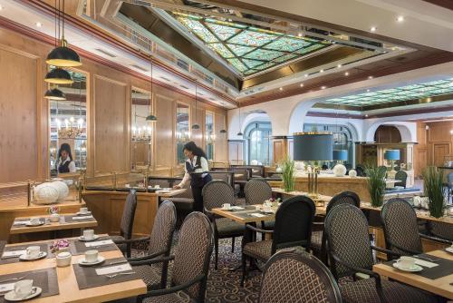 Maritim Hotel Bonn - image 5