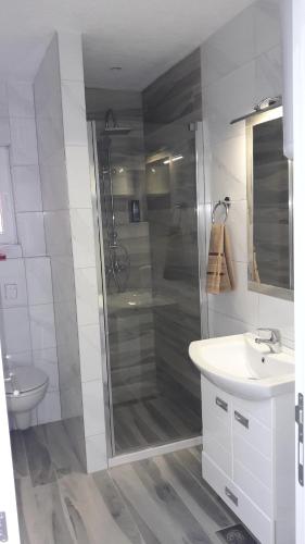 KAĆA APARTMANI 1 - image 10
