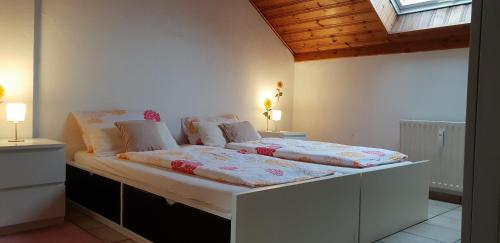 flats-4u - Cosy, quiet & clean apartments in the city ( Apt. 5 ), Бонн (фото 6)